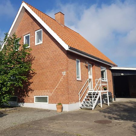 Hus Til Stor Familie Villa Bredebro ภายนอก รูปภาพ