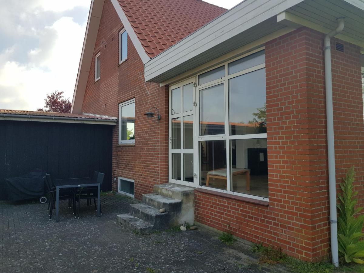 Hus Til Stor Familie Villa Bredebro ภายนอก รูปภาพ