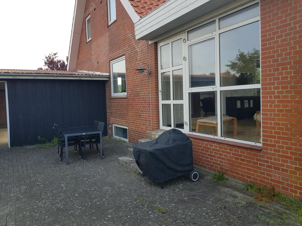 Hus Til Stor Familie Villa Bredebro ภายนอก รูปภาพ